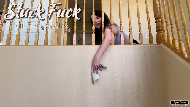 Trans Lesbian Fucks Stuck GF video from Sophie Ladder