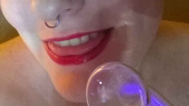 BBW Shocking Freckles video from Sugarcunt