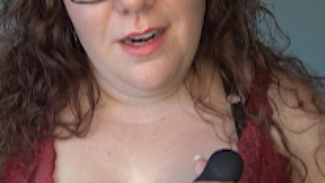 Small dick doesn't always equal bad lover video from SultryMissEm