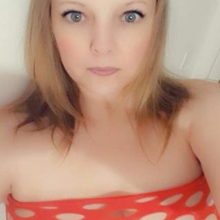 Beautiful eyes and tits photo gallery by Sunflower