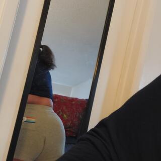 Mae Supervagtastic photo