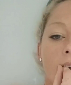 SweetSaraphine at APClips.com