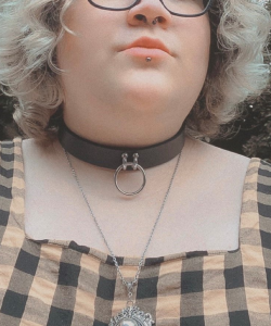 TallGrrl at APClips.com