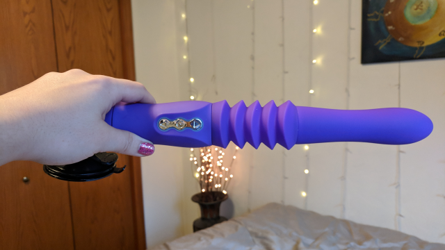 I use the Maia Thrusting Vibrating dildo for first time! video from Tawney