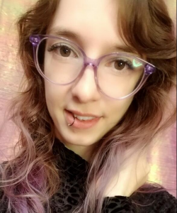 Violet Dixon at APClips.com