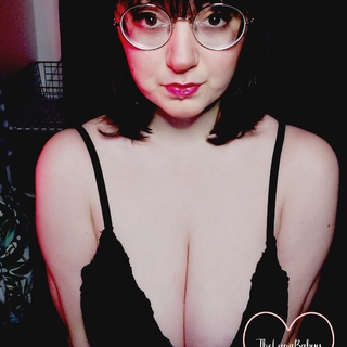 Sex Kitten photo gallery by TheLunaBabyy