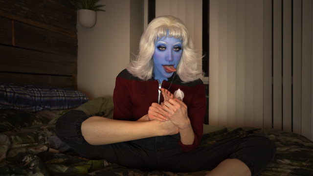 Andorian Sock Removal & Foot Worship