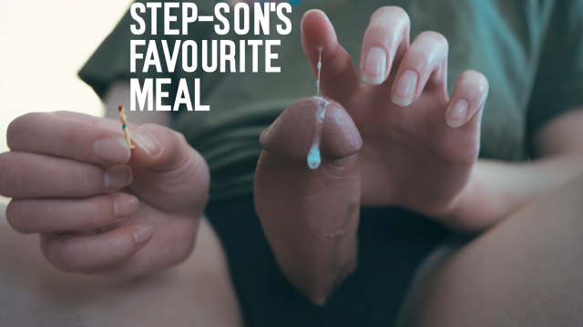 Mealtime With Futa Giantess Step-mom video from Imilia Audley