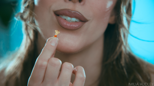 Snack-Sized Man Versus A Voreacious Giantess video