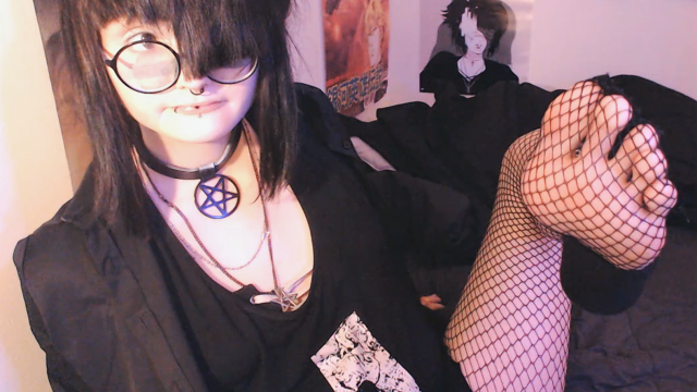 Ten Dollar Goth video from BikuBoyfriend