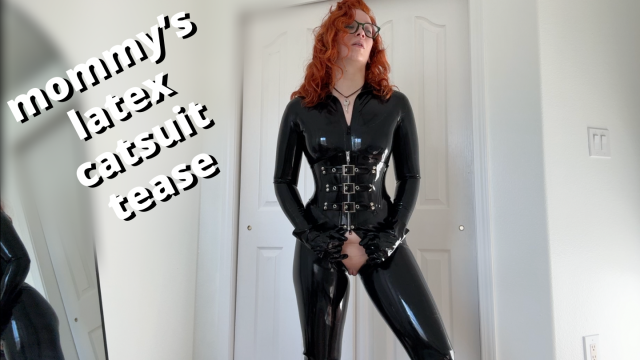 latex mommy's catsuit asmr, tease and jerk off encouragement video from Veggiebabyy
