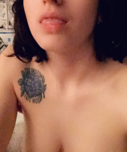 Harper Rian at APClips.com