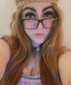 Vee Lehane at APClips.com