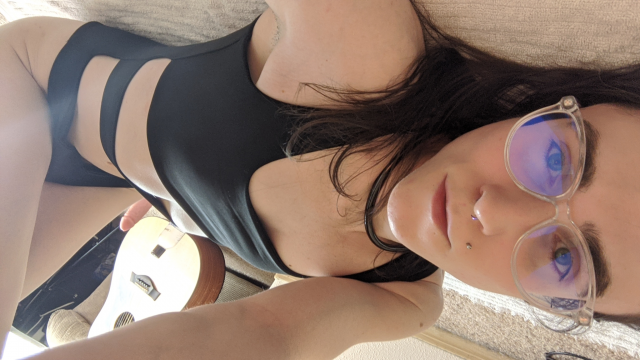 Quarantine GFE - Playing for you video from Zae