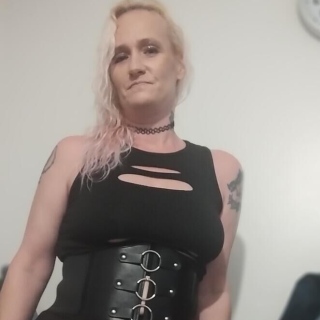 Wvcountrygal81 APClips.com profile