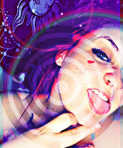 Kayl Rose ❤️ at APClips.com