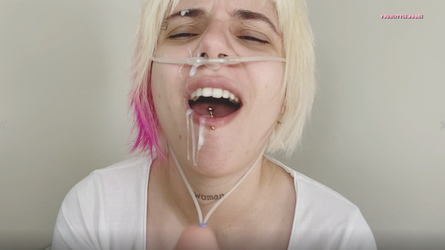 pacient gets horny gas at hospital and sucks doctor video from Lily Ann