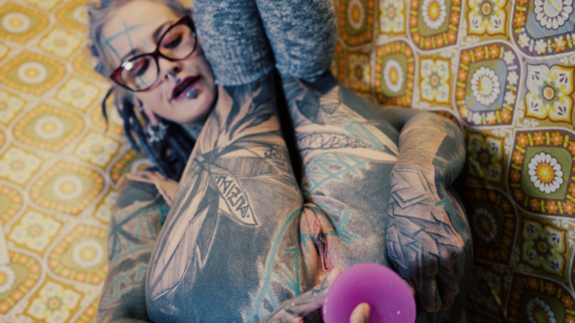 Books and toys drenched during extreme anal gaping and wet video from Z-Filmz