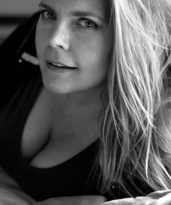 ZoraZaftig at APClips.com