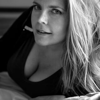ZoraZaftig photo